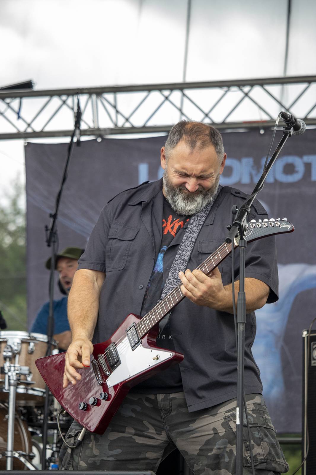 Třetí den ve Spáleném Poříčí. Basinfirefest roztančili Čad, Tublatanka, Infected Rain nebo Gutalax