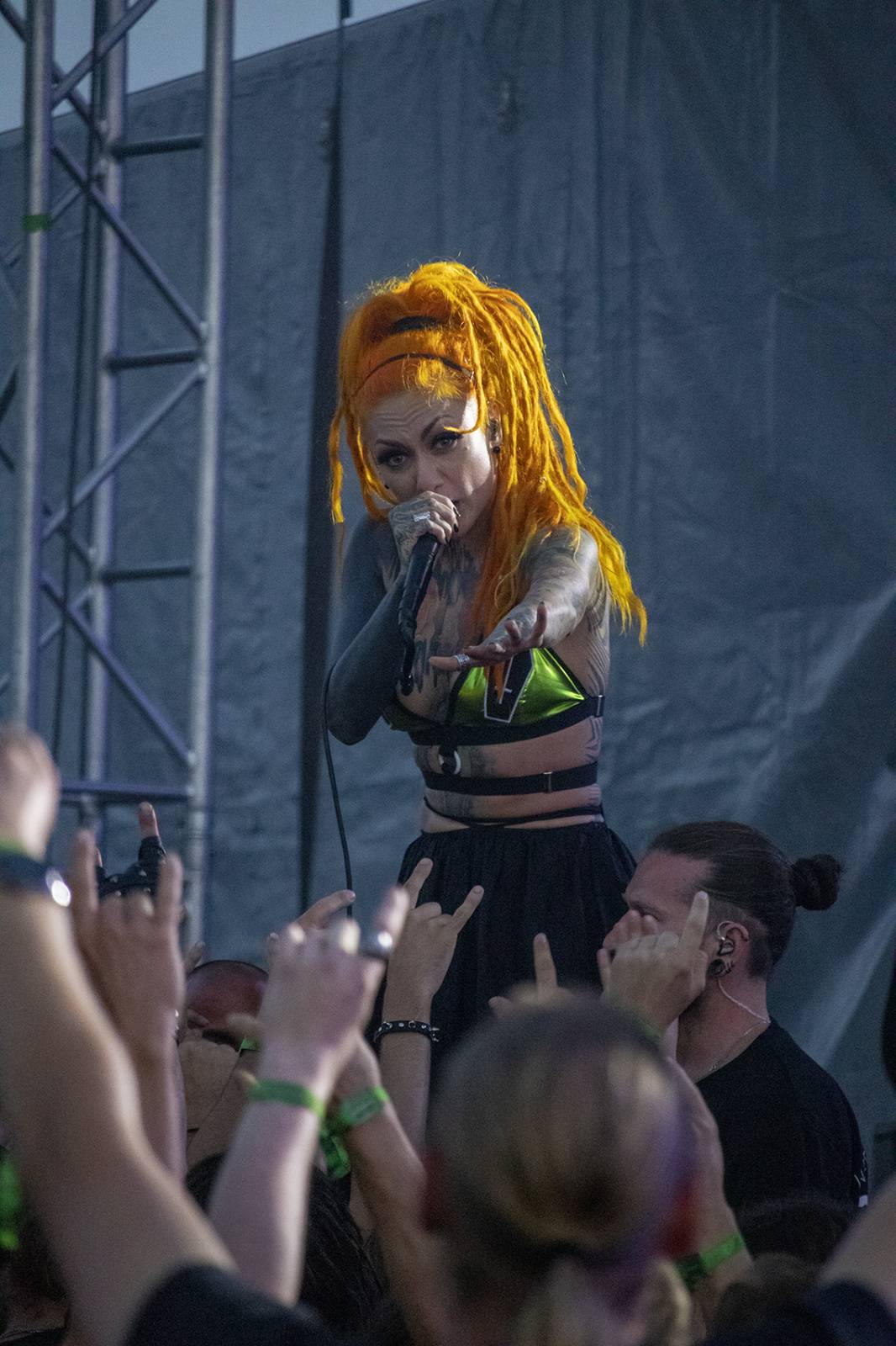 Třetí den ve Spáleném Poříčí. Basinfirefest roztančili Čad, Tublatanka, Infected Rain nebo Gutalax