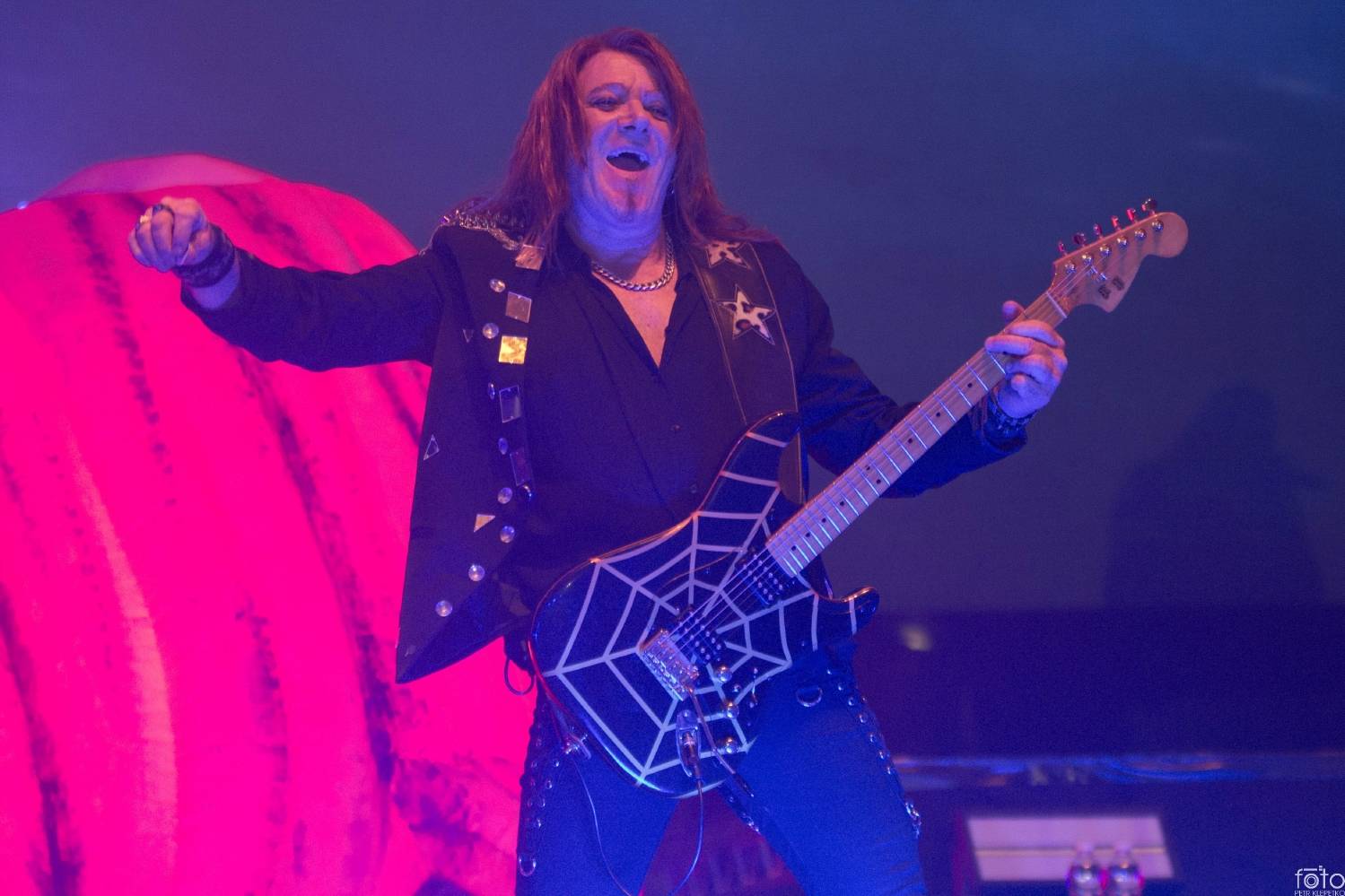 Helloween si z Prahy odvezli Zlatou desku, koncert byl plný hitů