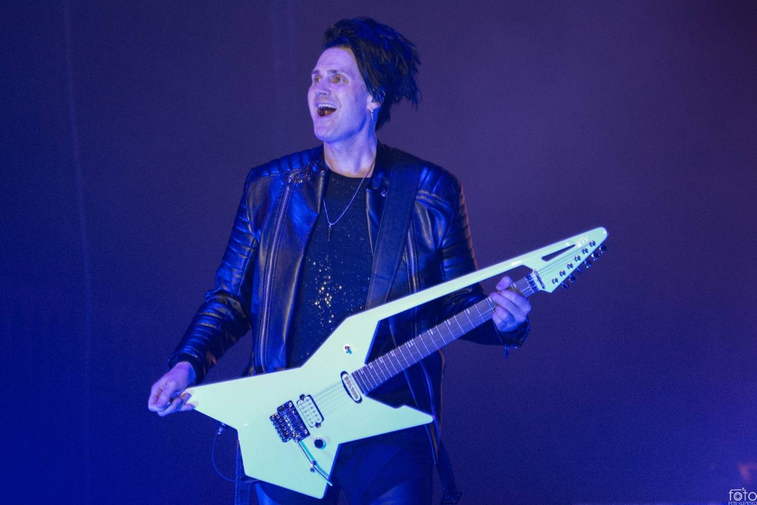 Helloween si z Prahy odvezli Zlatou desku, koncert byl plný hitů