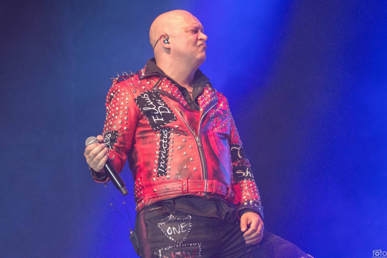 Helloween si z Prahy odvezli Zlatou desku, koncert byl plný hitů