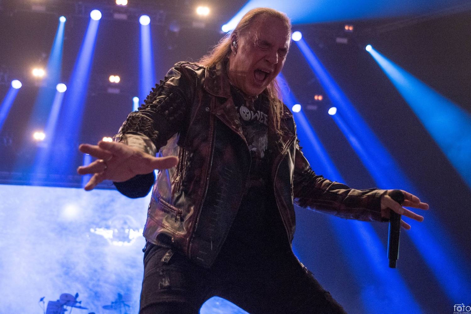 Helloween si z Prahy odvezli Zlatou desku, koncert byl plný hitů