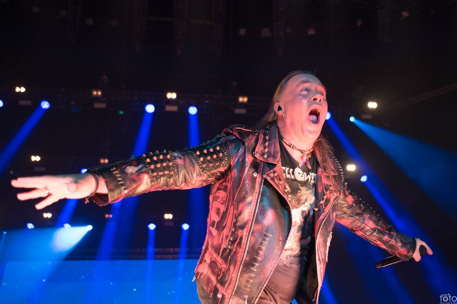 Helloween si z Prahy odvezli Zlatou desku, koncert byl plný hitů