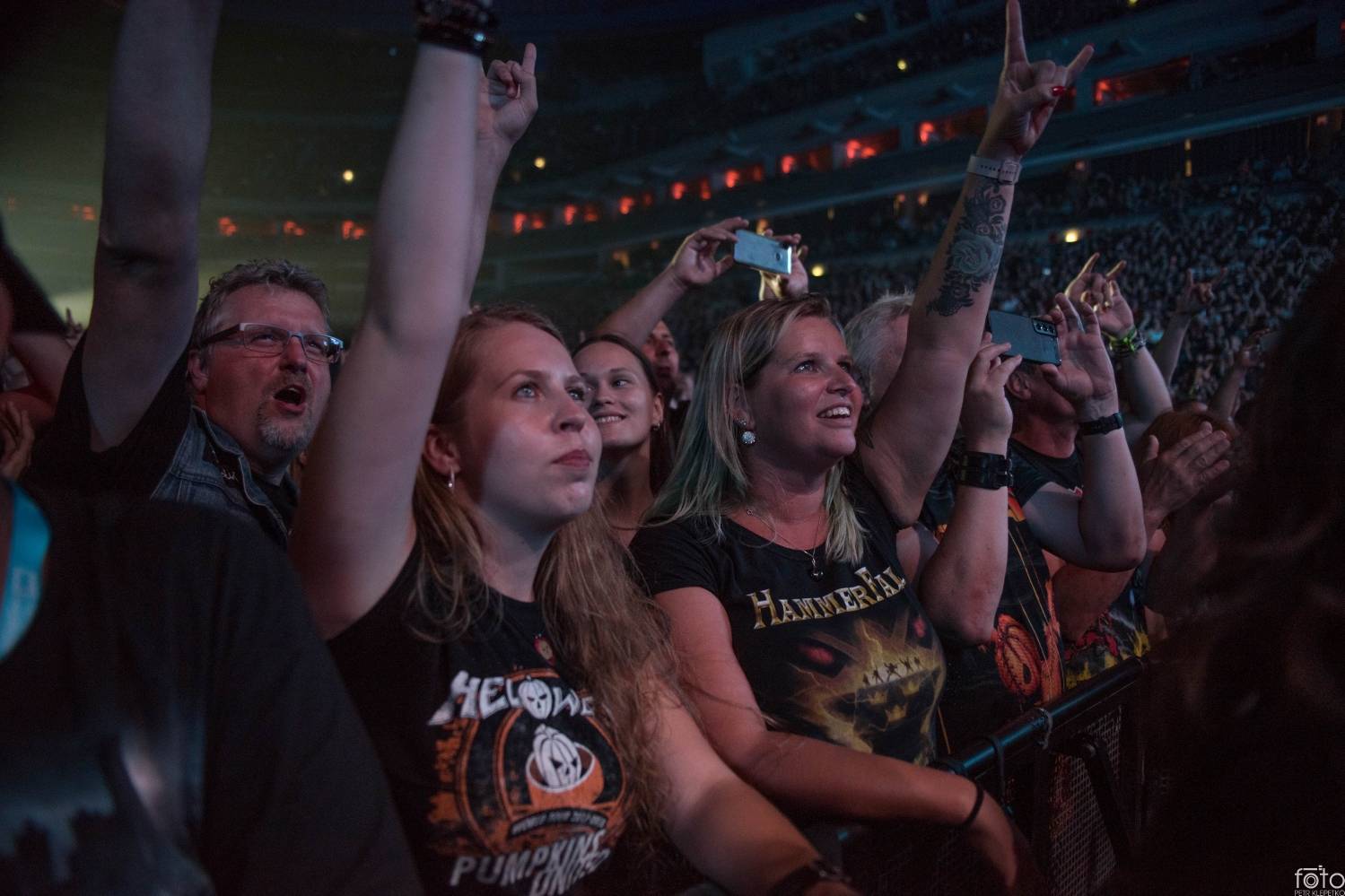 Helloween si z Prahy odvezli Zlatou desku, koncert byl plný hitů