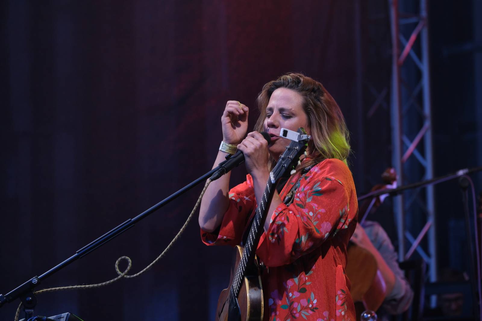 Mezinárodní filmový festival v Karlových Varech byl zahájen. První den zahráli Mig 21 nebo Aneta Langerová