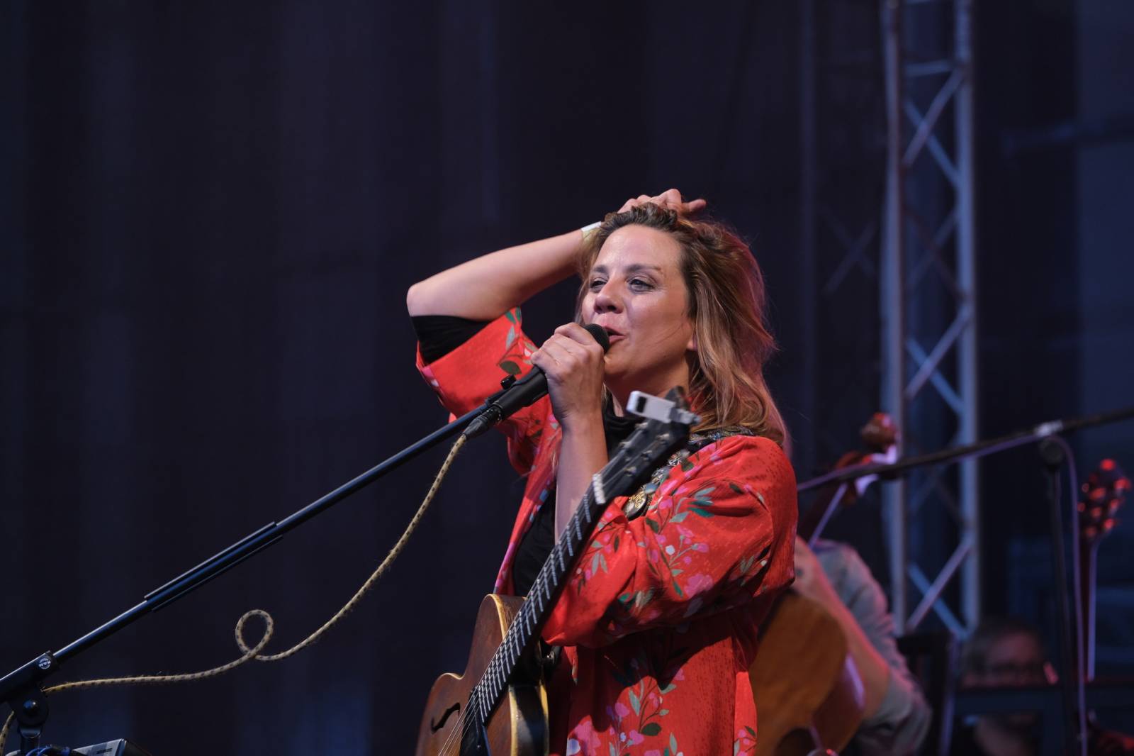 Mezinárodní filmový festival v Karlových Varech byl zahájen. První den zahráli Mig 21 nebo Aneta Langerová