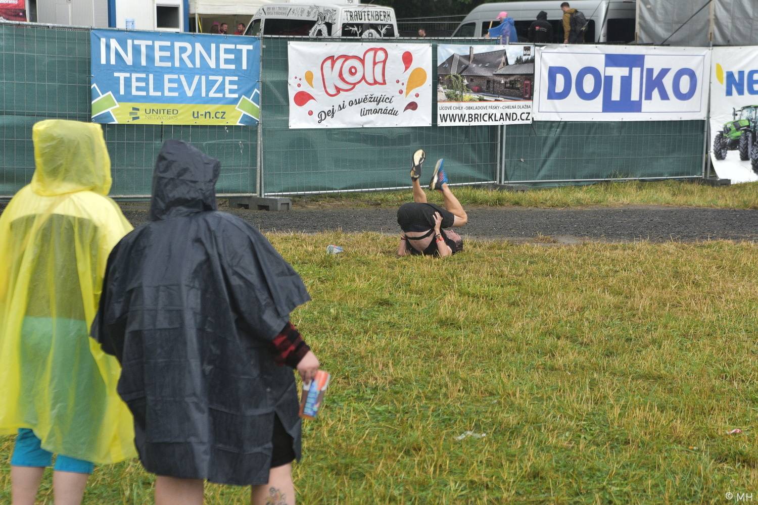 Pekelný ostrov se po dvou letech probudil do pořádného pekla. Hráli Vypsaná fiXa, Traktor i Dymytry