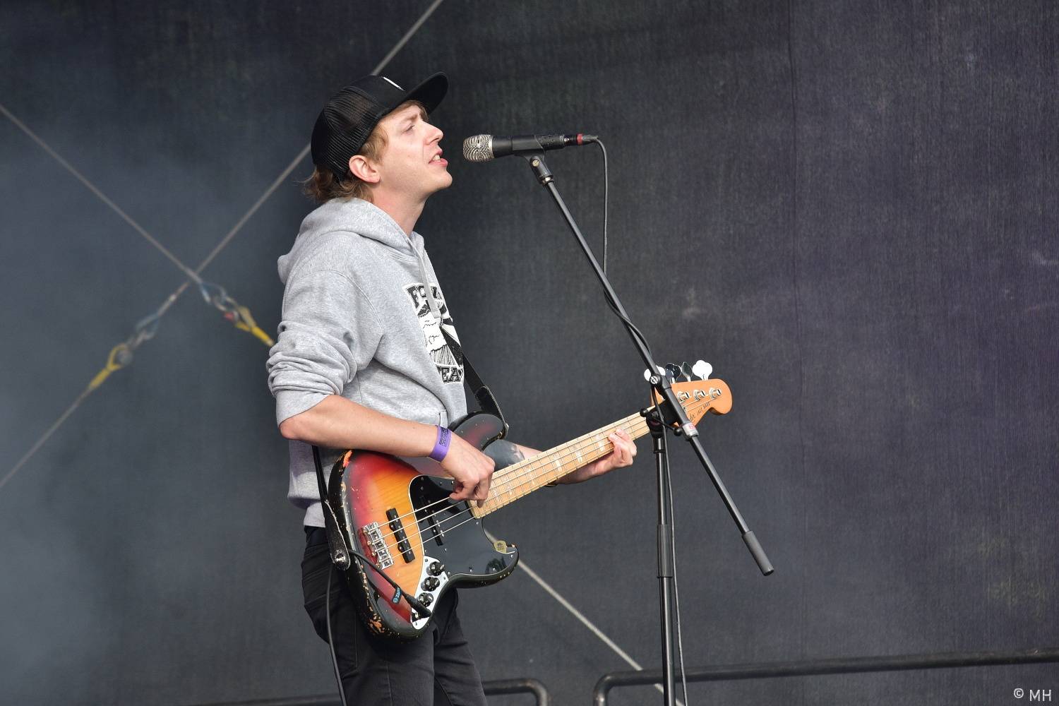 Pekelný ostrov se po dvou letech probudil do pořádného pekla. Hráli Vypsaná fiXa, Traktor i Dymytry