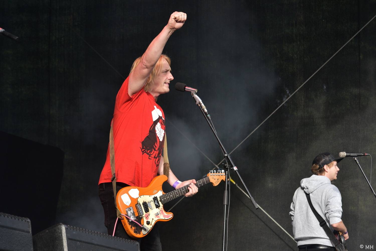 Pekelný ostrov se po dvou letech probudil do pořádného pekla. Hráli Vypsaná fiXa, Traktor i Dymytry