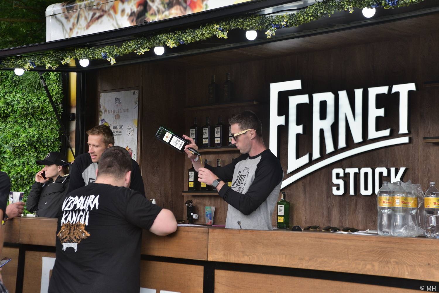 Pekelný ostrov se po dvou letech probudil do pořádného pekla. Hráli Vypsaná fiXa, Traktor i Dymytry