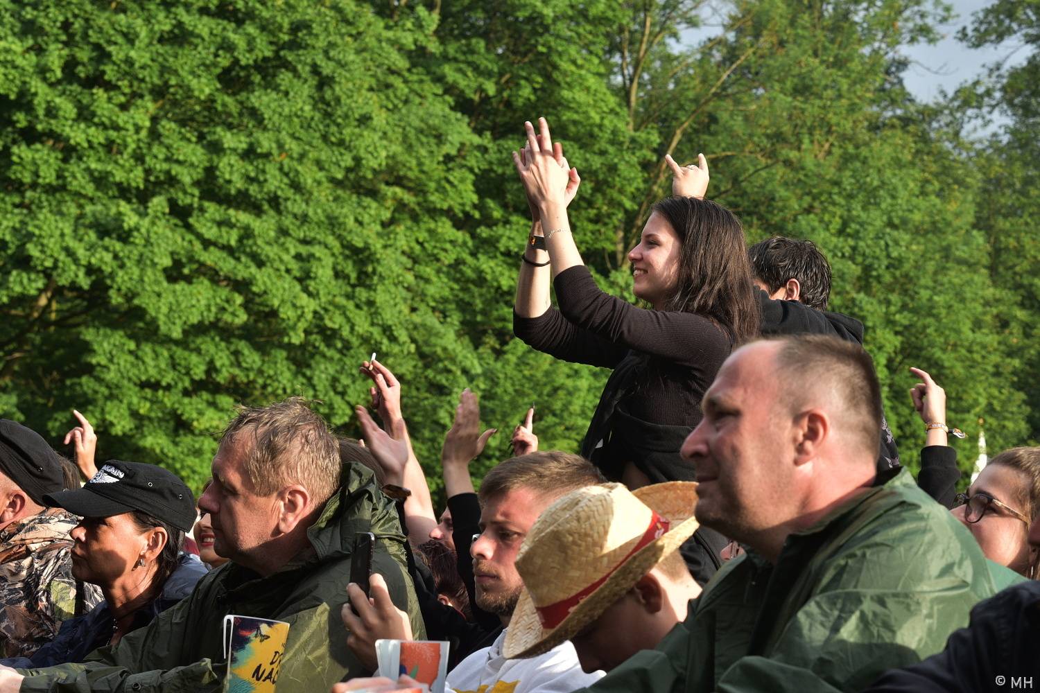 Pekelný ostrov se po dvou letech probudil do pořádného pekla. Hráli Vypsaná fiXa, Traktor i Dymytry