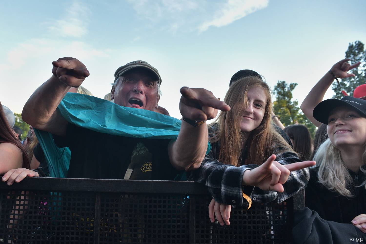 Pekelný ostrov se po dvou letech probudil do pořádného pekla. Hráli Vypsaná fiXa, Traktor i Dymytry
