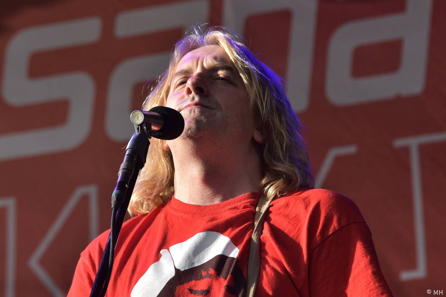 Pekelný ostrov se po dvou letech probudil do pořádného pekla. Hráli Vypsaná fiXa, Traktor i Dymytry