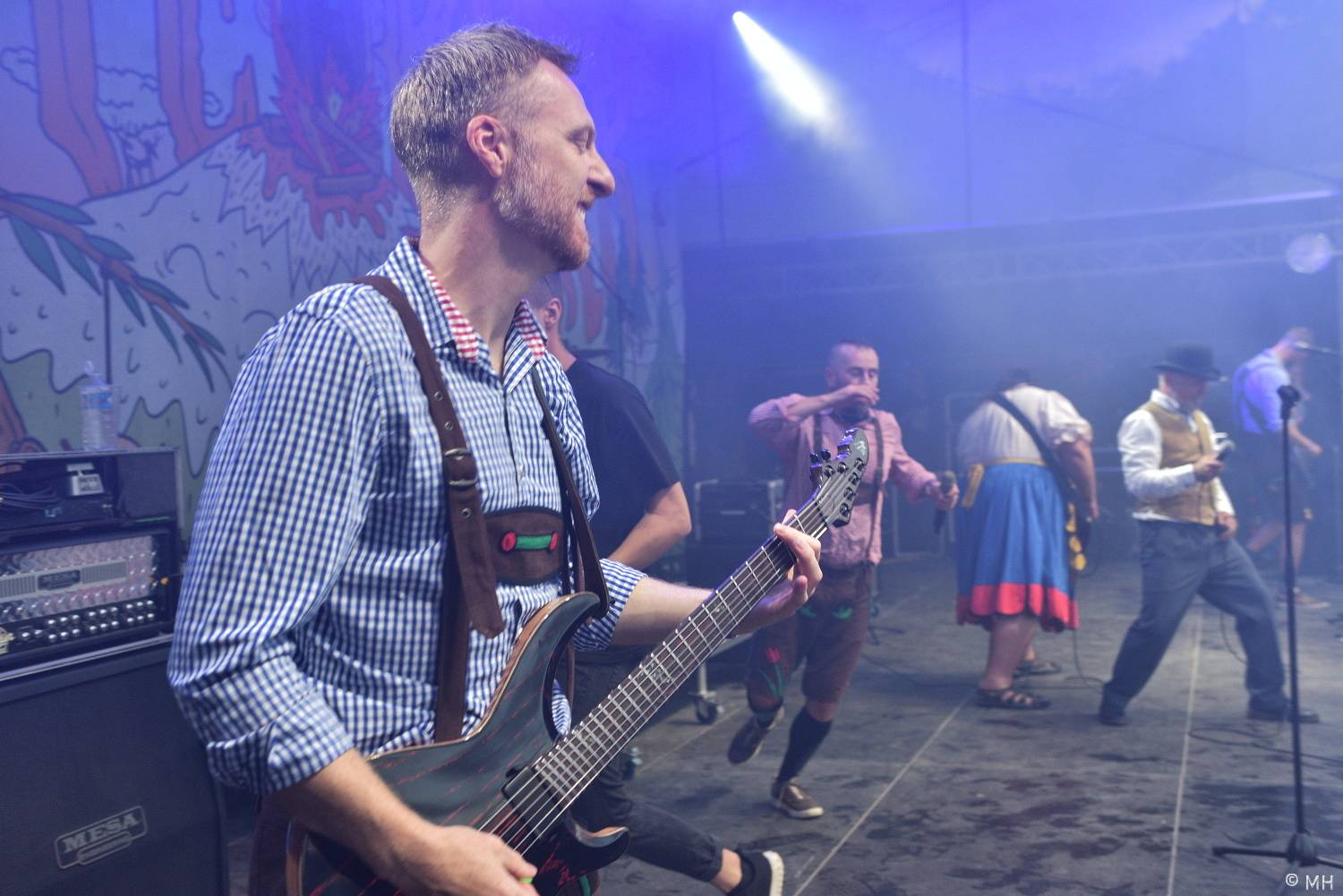 Pekelný ostrov se po dvou letech probudil do pořádného pekla. Hráli Vypsaná fiXa, Traktor i Dymytry