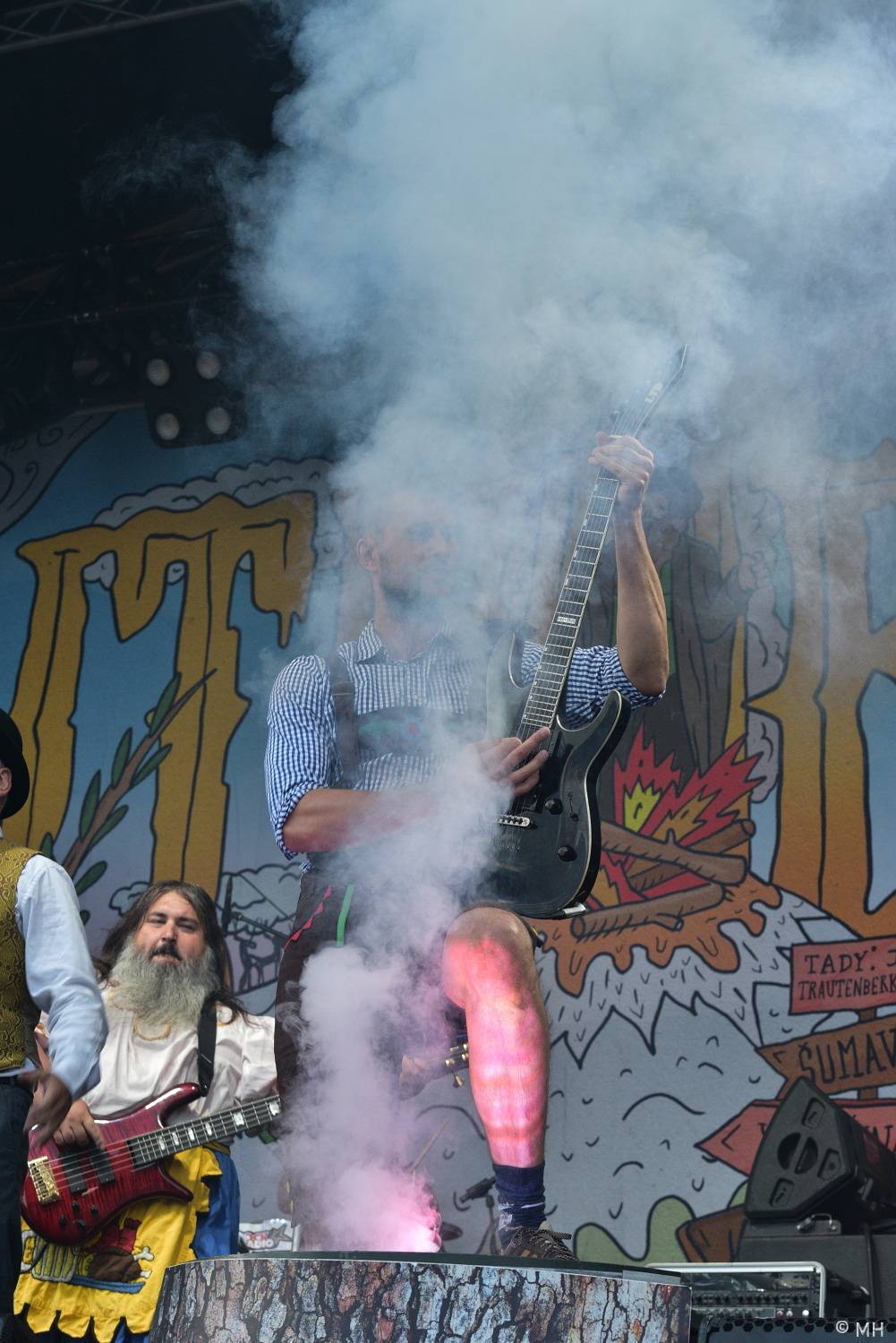 Pekelný ostrov se po dvou letech probudil do pořádného pekla. Hráli Vypsaná fiXa, Traktor i Dymytry