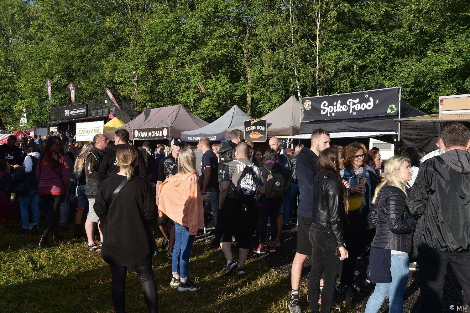 Pekelný ostrov se po dvou letech probudil do pořádného pekla. Hráli Vypsaná fiXa, Traktor i Dymytry