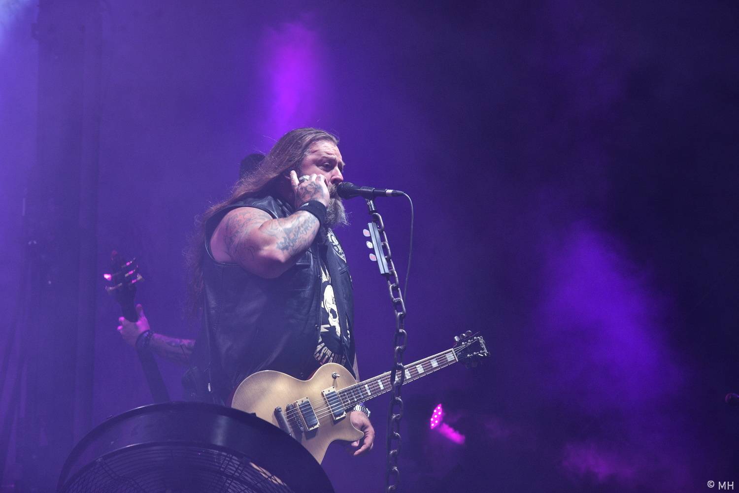 Pekelný ostrov se po dvou letech probudil do pořádného pekla. Hráli Vypsaná fiXa, Traktor i Dymytry