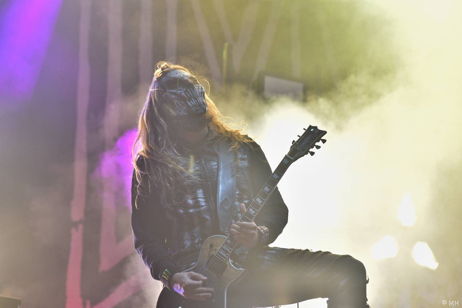 Pekelný ostrov se po dvou letech probudil do pořádného pekla. Hráli Vypsaná fiXa, Traktor i Dymytry