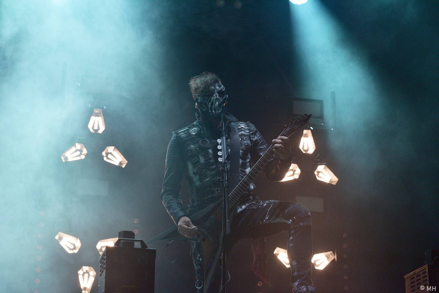 Pekelný ostrov se po dvou letech probudil do pořádného pekla. Hráli Vypsaná fiXa, Traktor i Dymytry