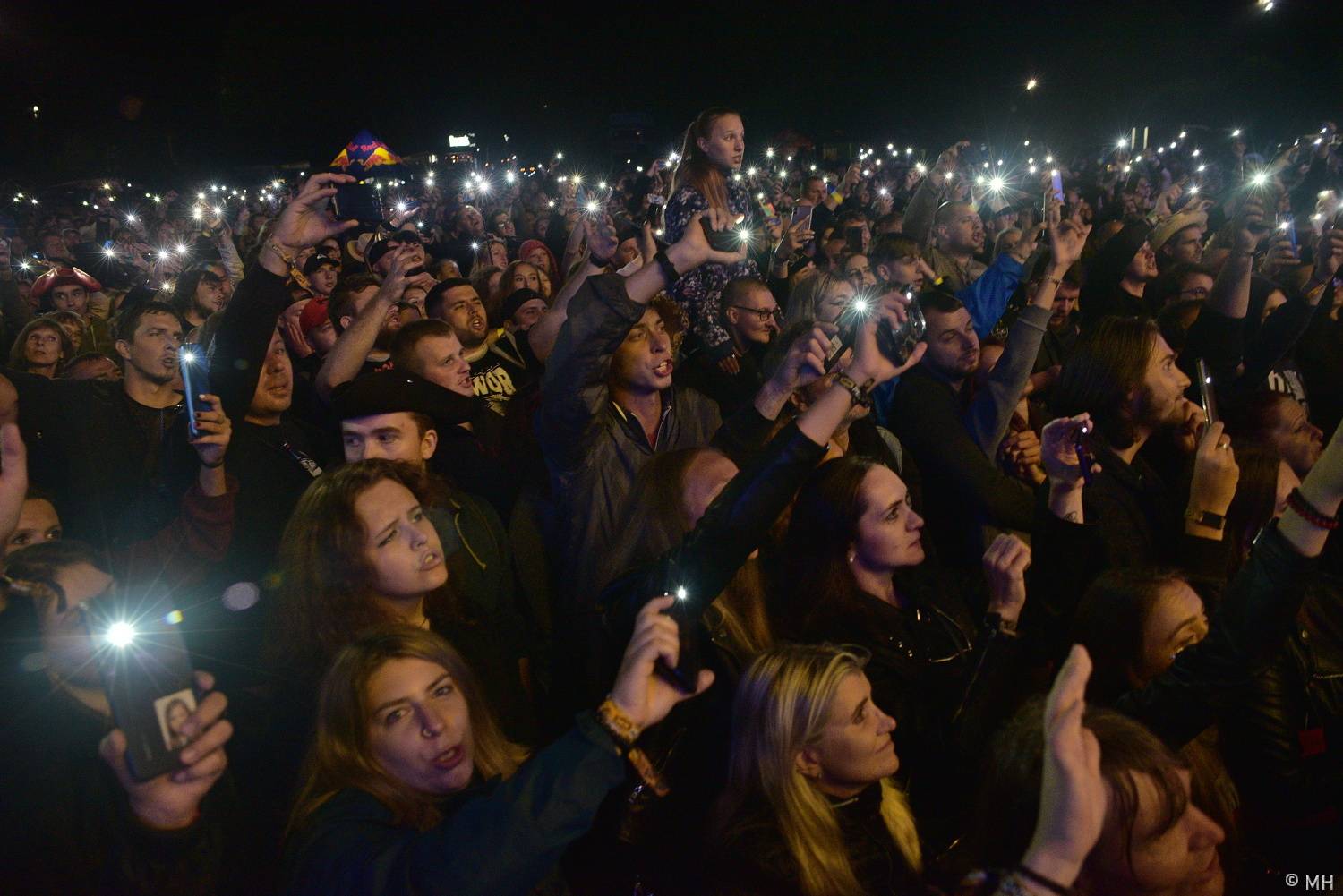 Pekelný ostrov se po dvou letech probudil do pořádného pekla. Hráli Vypsaná fiXa, Traktor i Dymytry