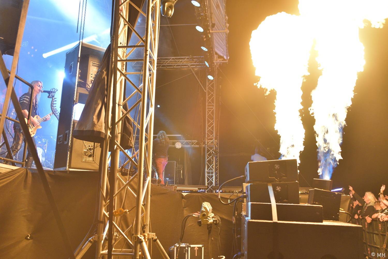 Pekelný ostrov se po dvou letech probudil do pořádného pekla. Hráli Vypsaná fiXa, Traktor i Dymytry