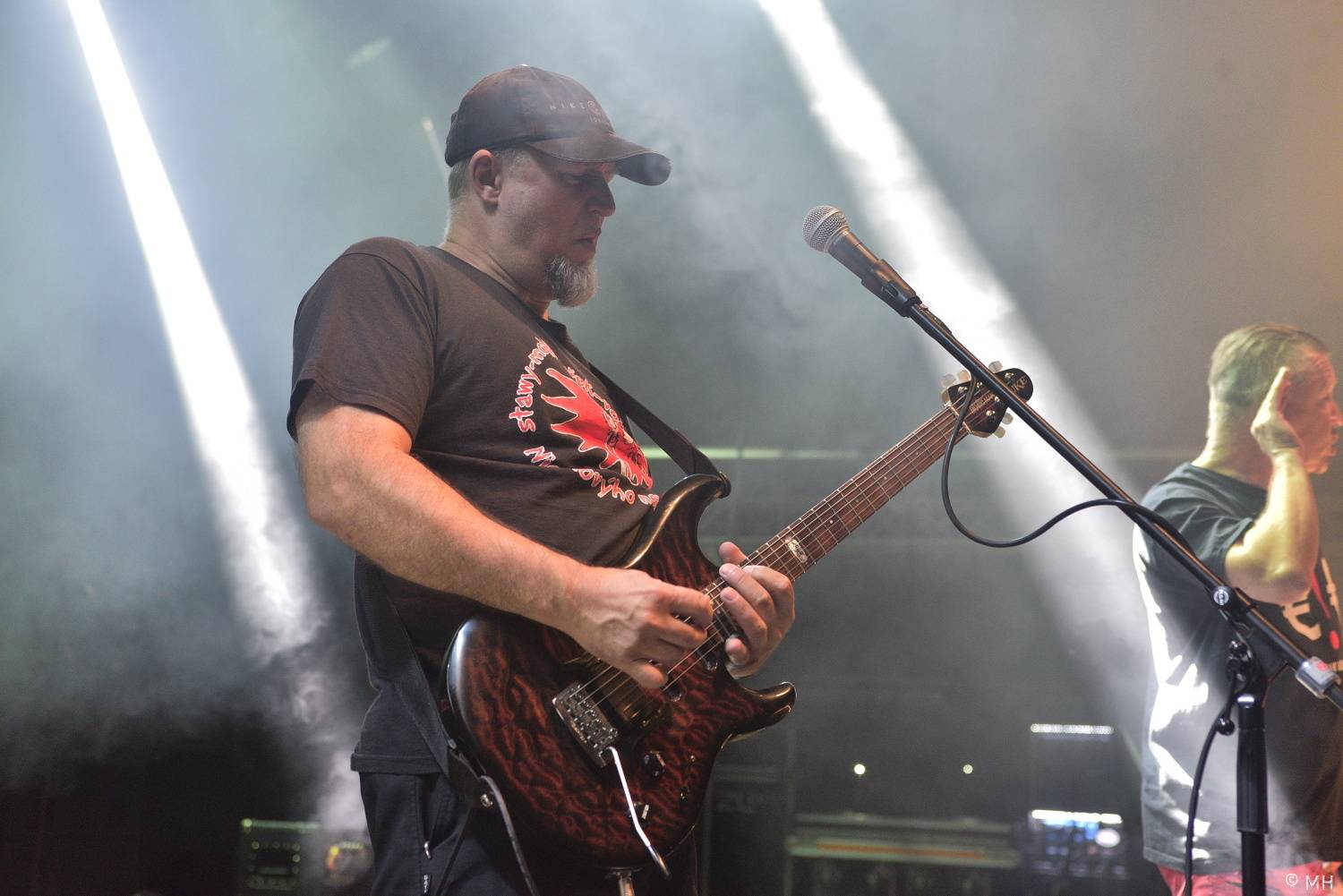 Pekelný ostrov se po dvou letech probudil do pořádného pekla. Hráli Vypsaná fiXa, Traktor i Dymytry