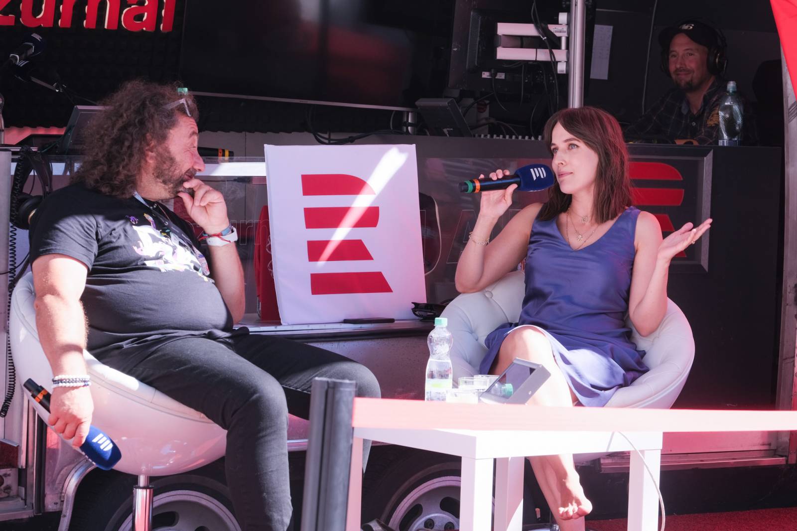 Festivalem ve Varech duněl rap PSH, představil se i herec a režisér Liev Schreiber