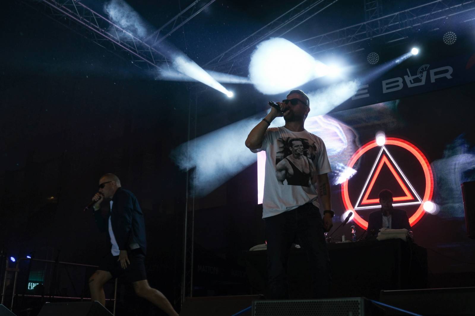 Festivalem ve Varech duněl rap PSH, představil se i herec a režisér Liev Schreiber