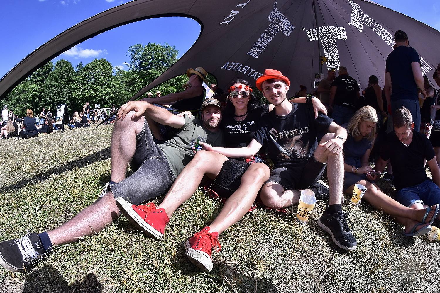 Poslední den Pekelného ostrova patřil Třem sestrám, Rybičkám 48, Harlej nebo Doze