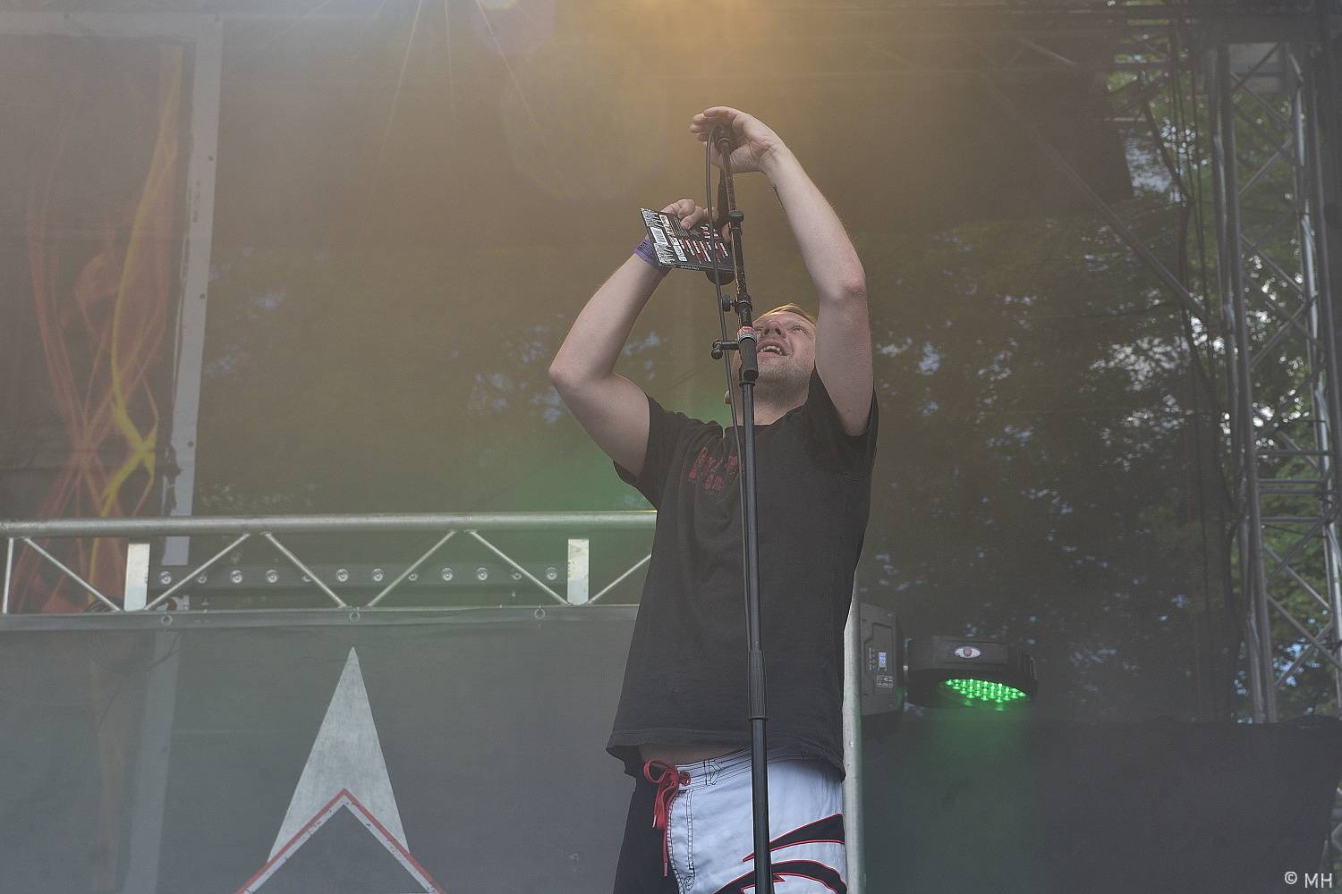 Poslední den Pekelného ostrova patřil Třem sestrám, Rybičkám 48, Harlej nebo Doze