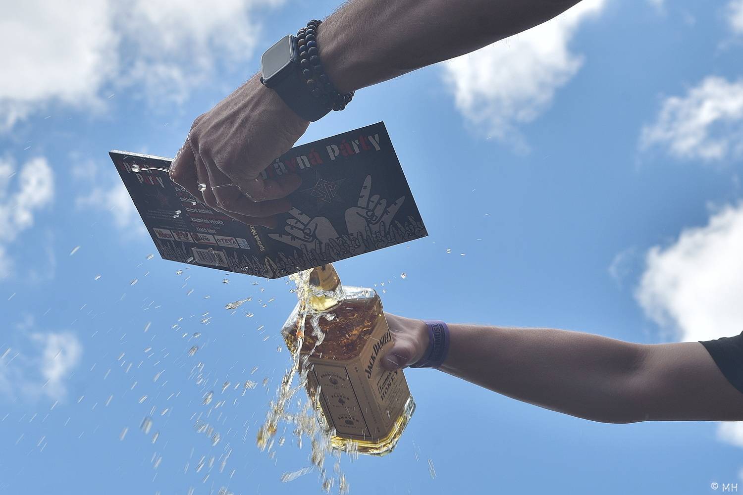 Poslední den Pekelného ostrova patřil Třem sestrám, Rybičkám 48, Harlej nebo Doze