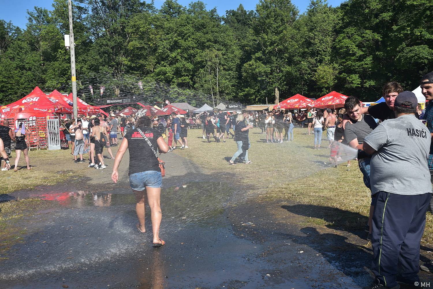 Poslední den Pekelného ostrova patřil Třem sestrám, Rybičkám 48, Harlej nebo Doze