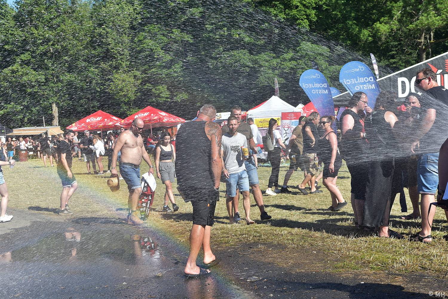 Poslední den Pekelného ostrova patřil Třem sestrám, Rybičkám 48, Harlej nebo Doze