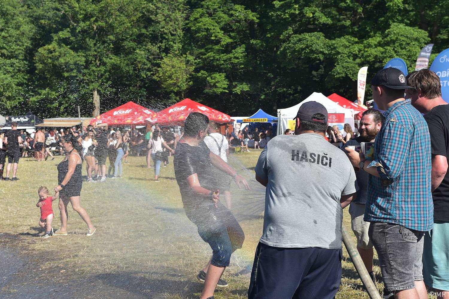 Poslední den Pekelného ostrova patřil Třem sestrám, Rybičkám 48, Harlej nebo Doze