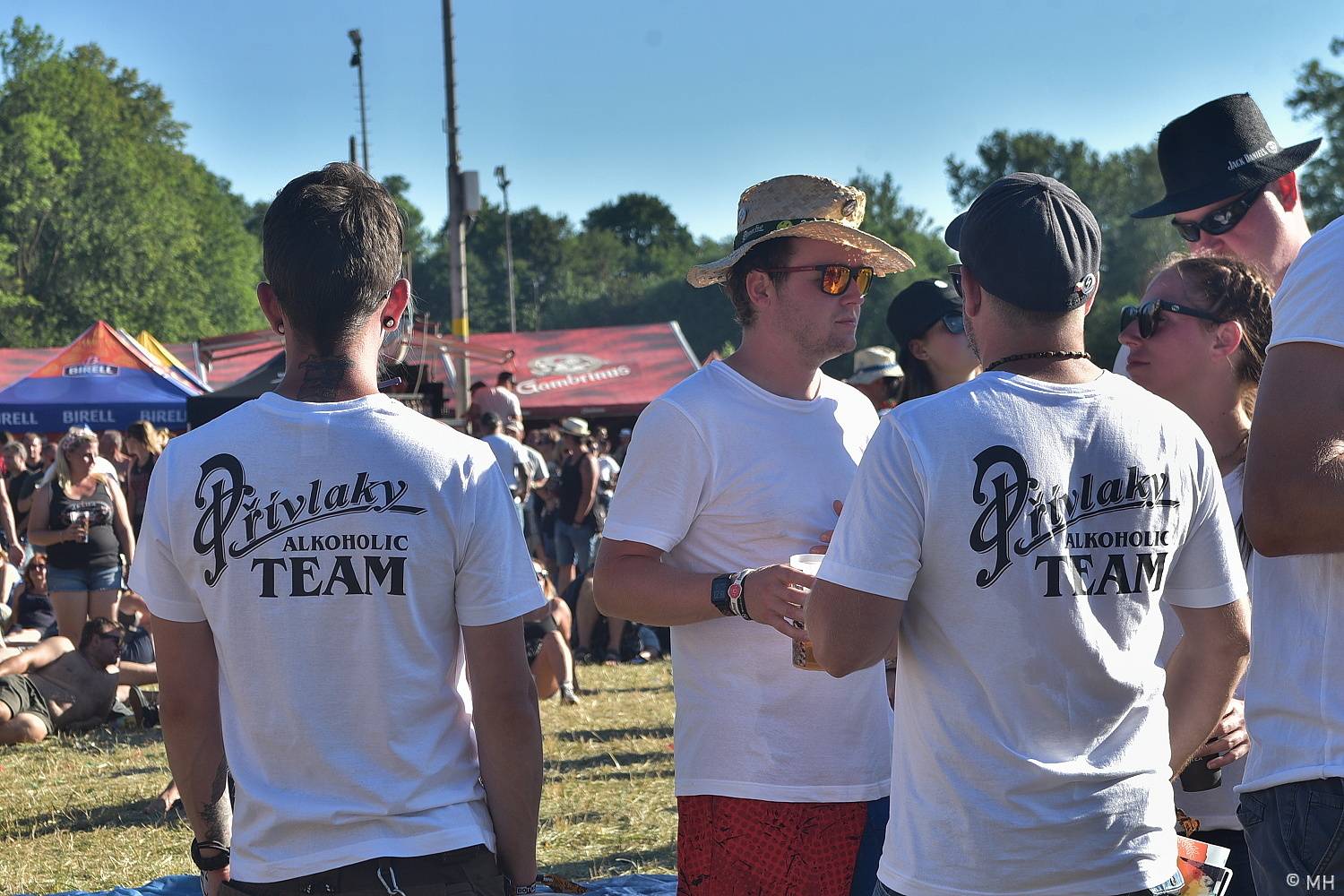 Poslední den Pekelného ostrova patřil Třem sestrám, Rybičkám 48, Harlej nebo Doze