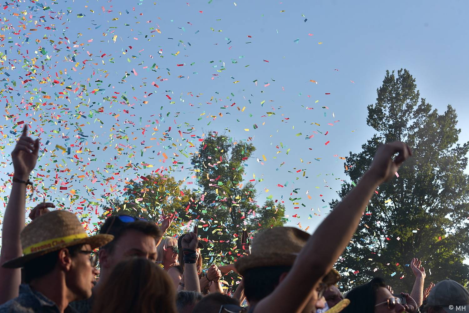 Poslední den Pekelného ostrova patřil Třem sestrám, Rybičkám 48, Harlej nebo Doze