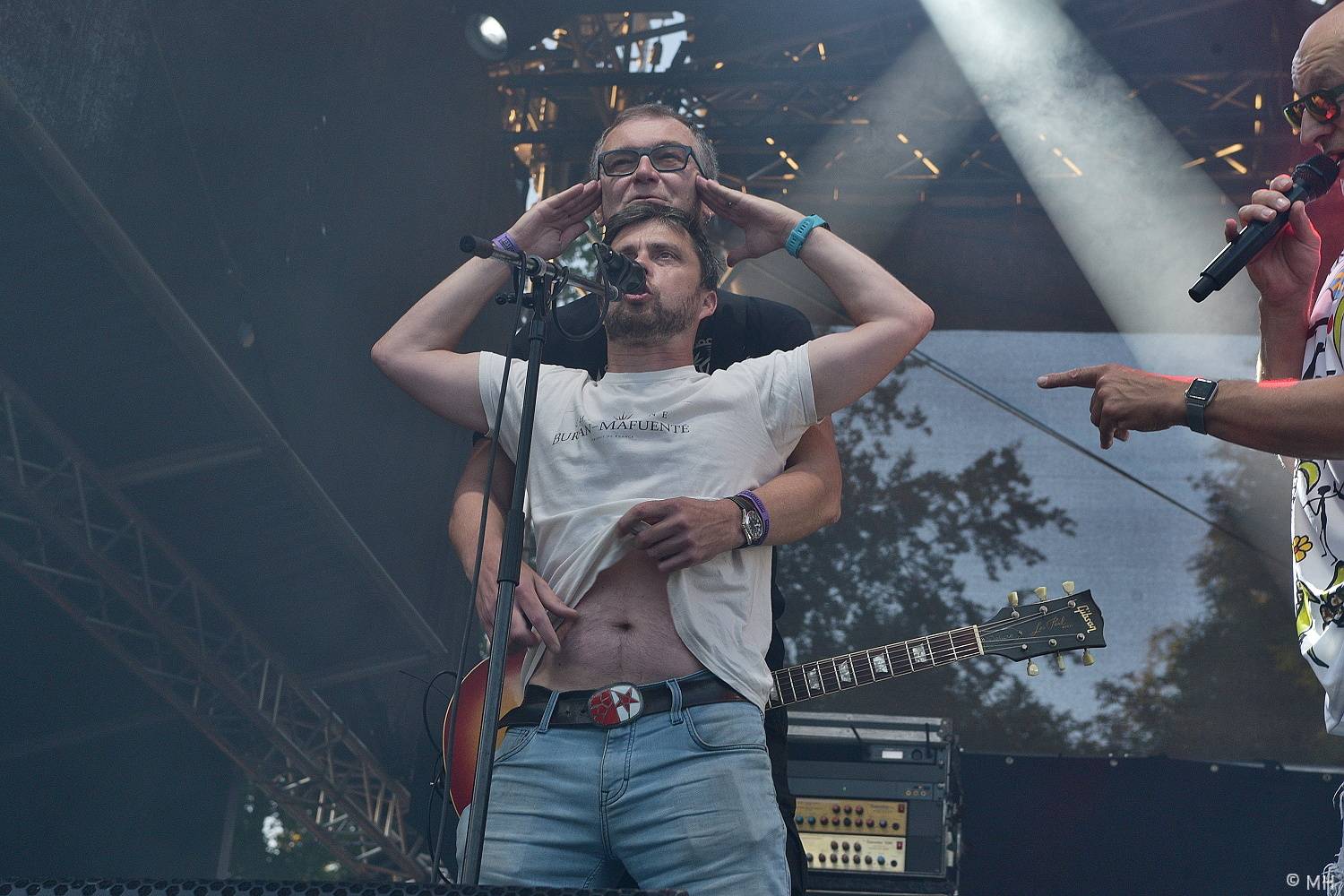 Poslední den Pekelného ostrova patřil Třem sestrám, Rybičkám 48, Harlej nebo Doze