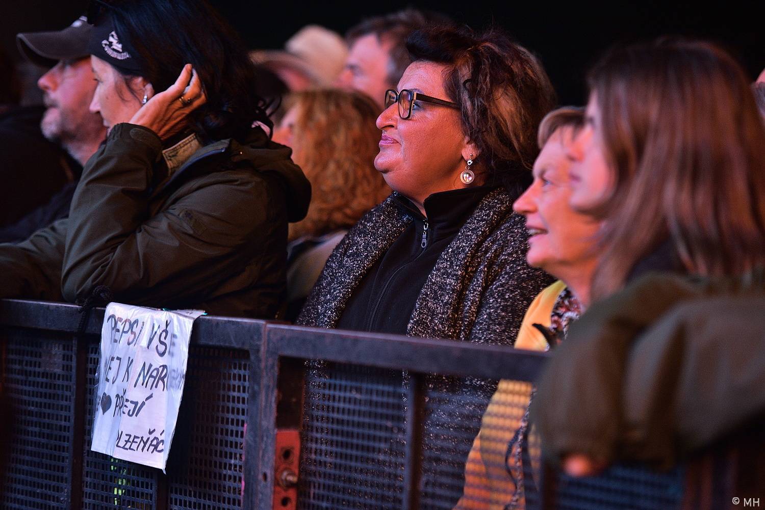 Poslední den Pekelného ostrova patřil Třem sestrám, Rybičkám 48, Harlej nebo Doze