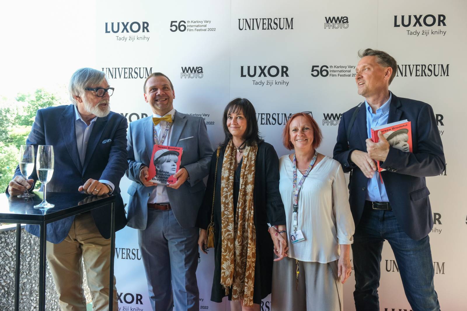 Hudba, filmy a párty dlouho do noci. Festival v Karlových Varech má za sebou třetí den