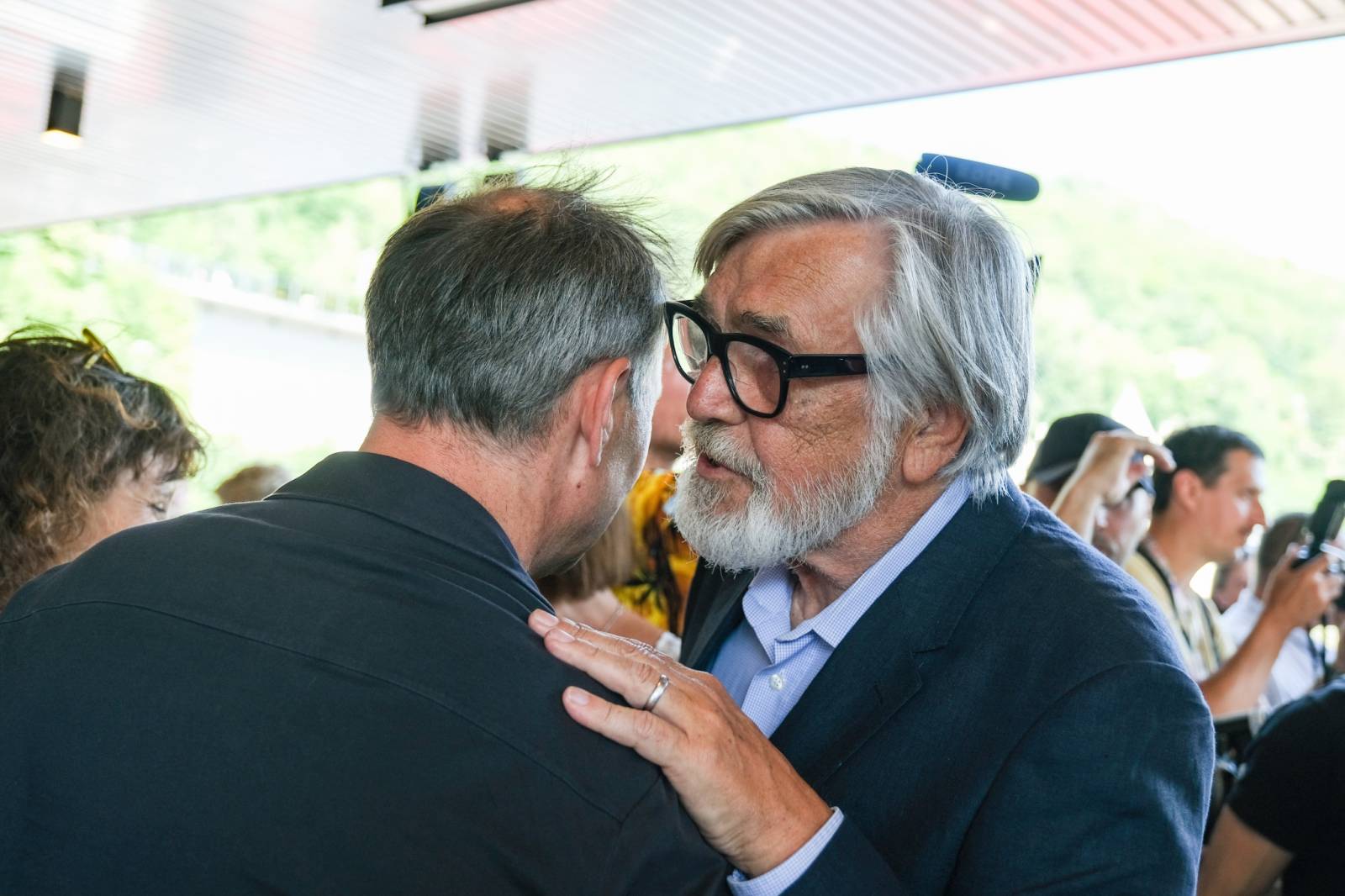 Hudba, filmy a párty dlouho do noci. Festival v Karlových Varech má za sebou třetí den