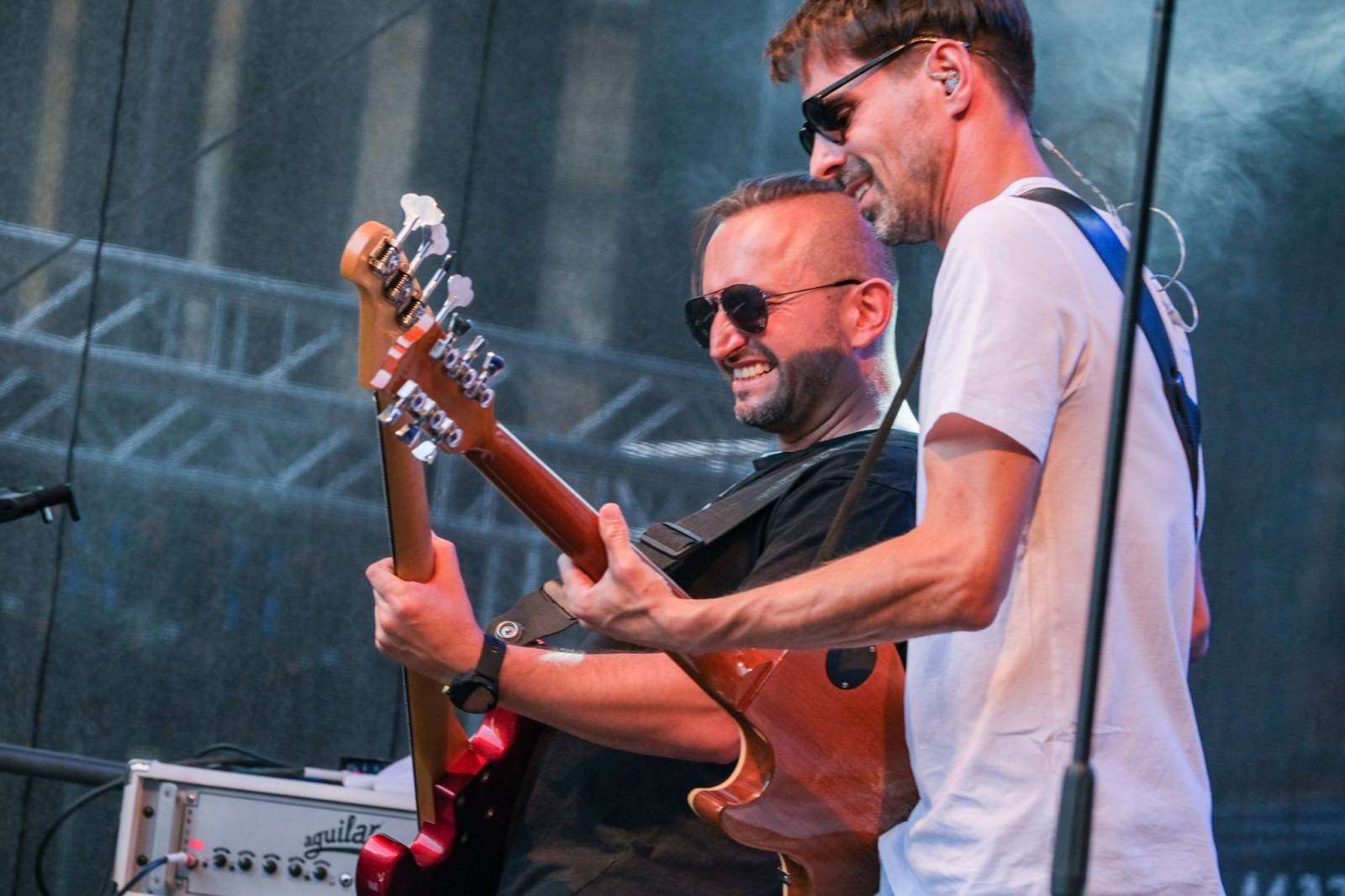 Hudba, filmy a párty dlouho do noci. Festival v Karlových Varech má za sebou třetí den