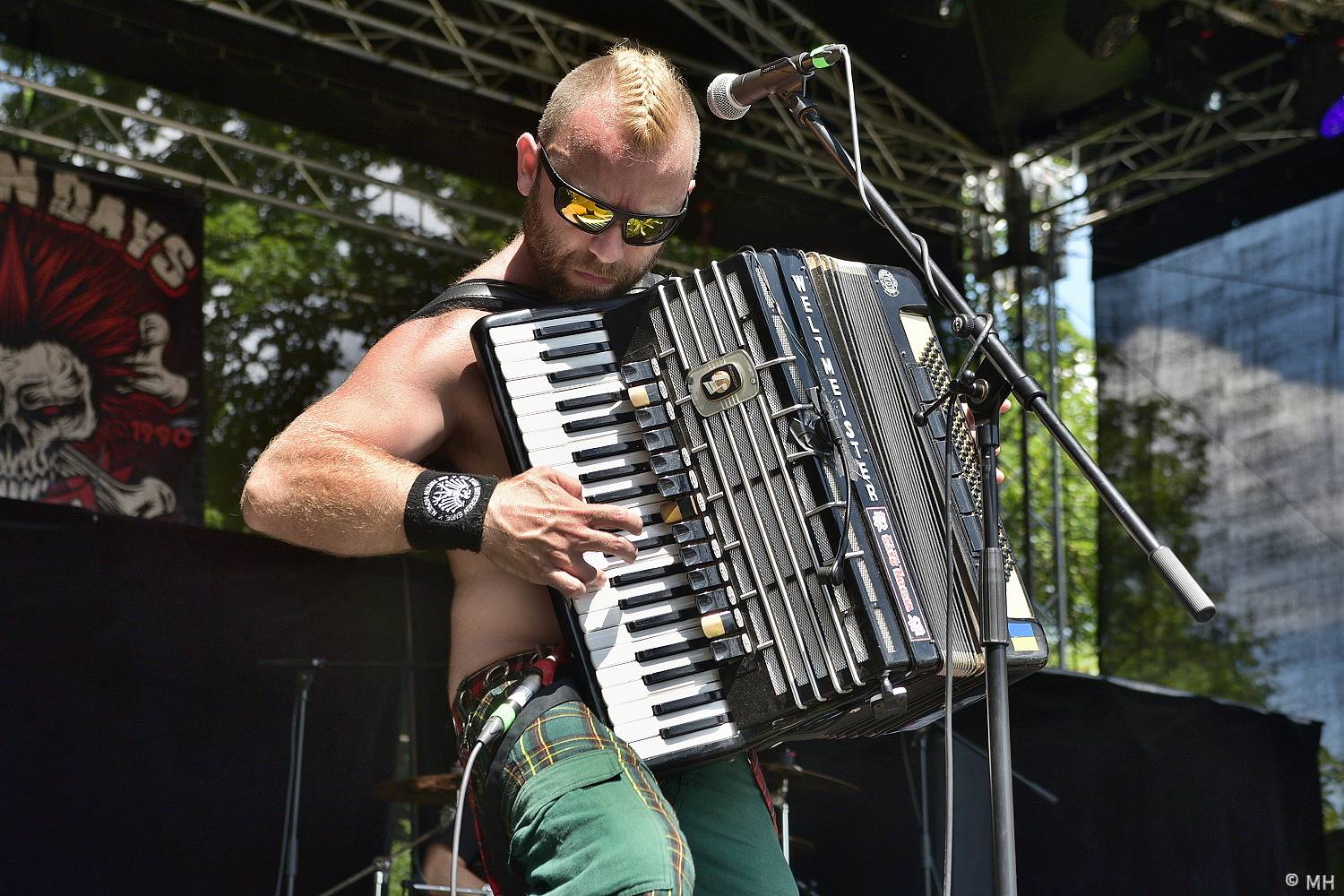 Třináctka byla pro Rock for JK Manětín šťastným číslem. Zahráli Vypsaná fiXa, Škwor i Alkehol