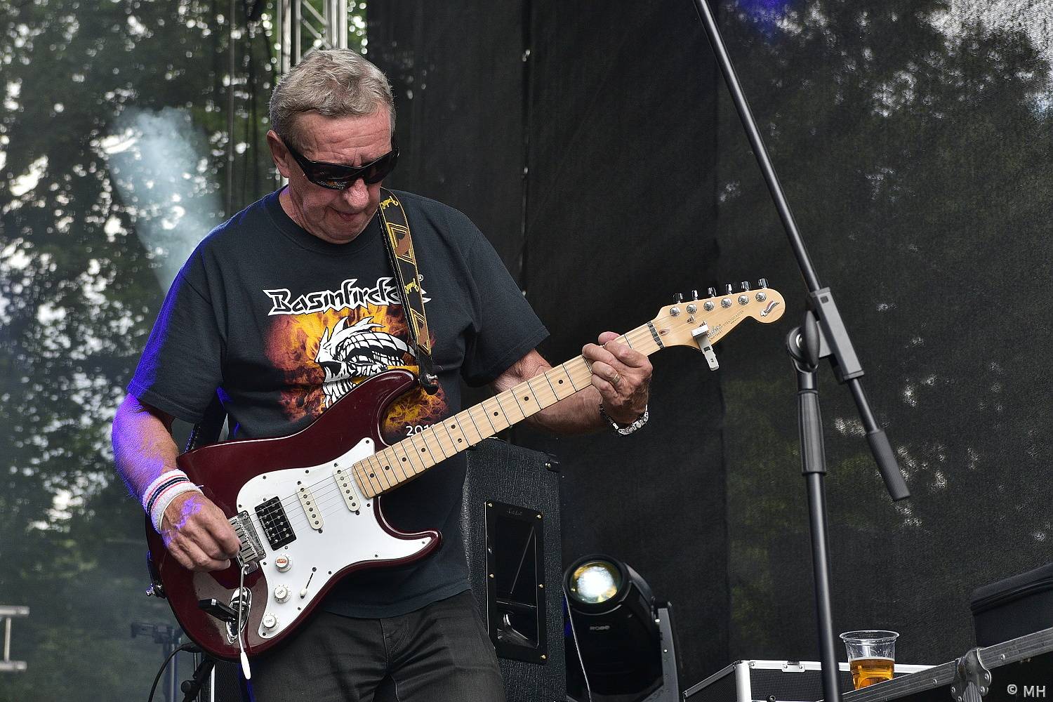 Třináctka byla pro Rock for JK Manětín šťastným číslem. Zahráli Vypsaná fiXa, Škwor i Alkehol