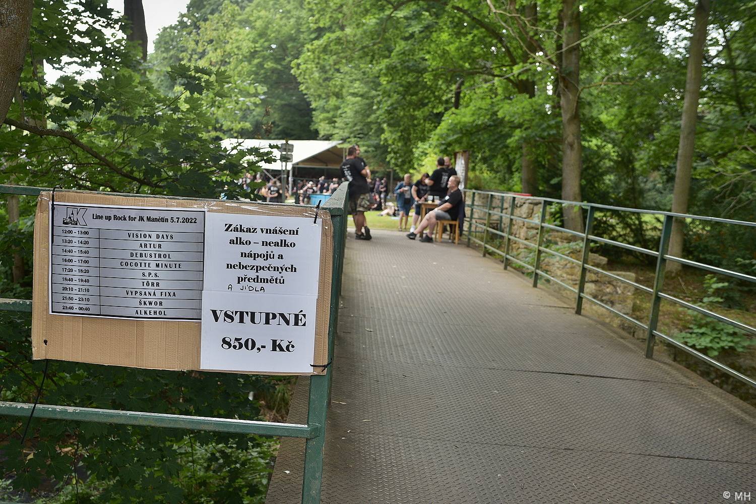 Třináctka byla pro Rock for JK Manětín šťastným číslem. Zahráli Vypsaná fiXa, Škwor i Alkehol