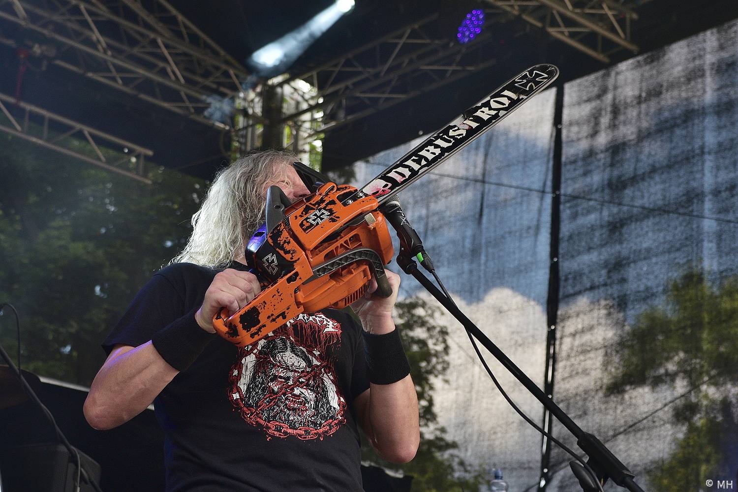 Třináctka byla pro Rock for JK Manětín šťastným číslem. Zahráli Vypsaná fiXa, Škwor i Alkehol