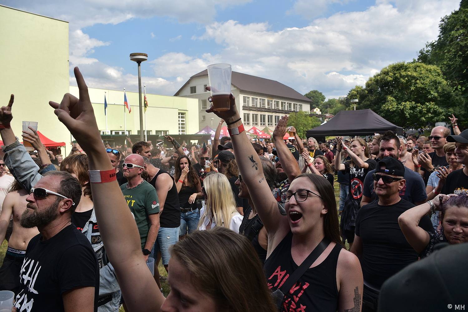 Třináctka byla pro Rock for JK Manětín šťastným číslem. Zahráli Vypsaná fiXa, Škwor i Alkehol