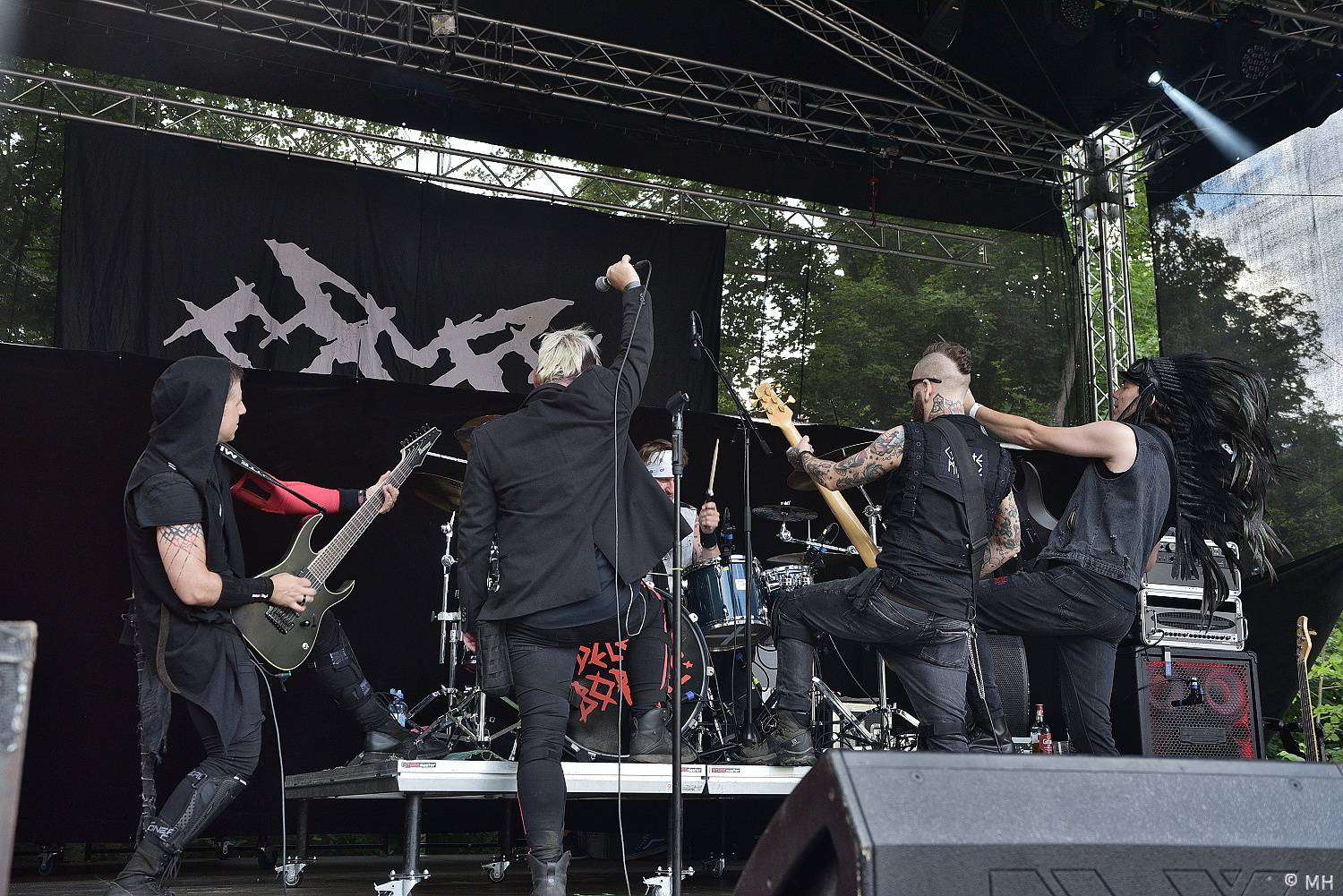 Třináctka byla pro Rock for JK Manětín šťastným číslem. Zahráli Vypsaná fiXa, Škwor i Alkehol