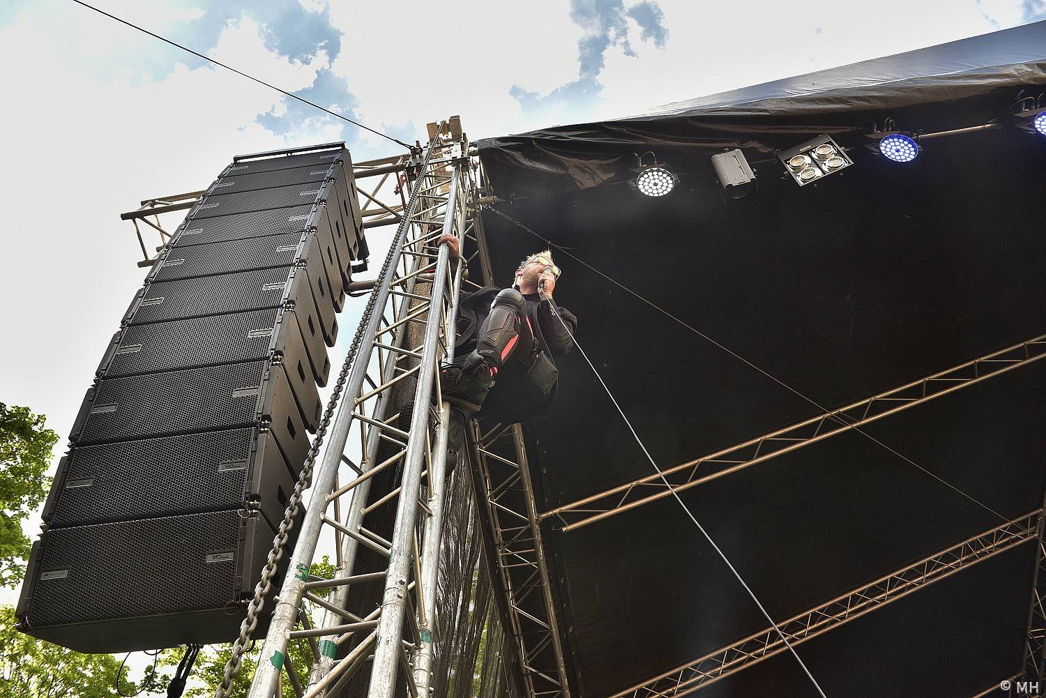 Třináctka byla pro Rock for JK Manětín šťastným číslem. Zahráli Vypsaná fiXa, Škwor i Alkehol