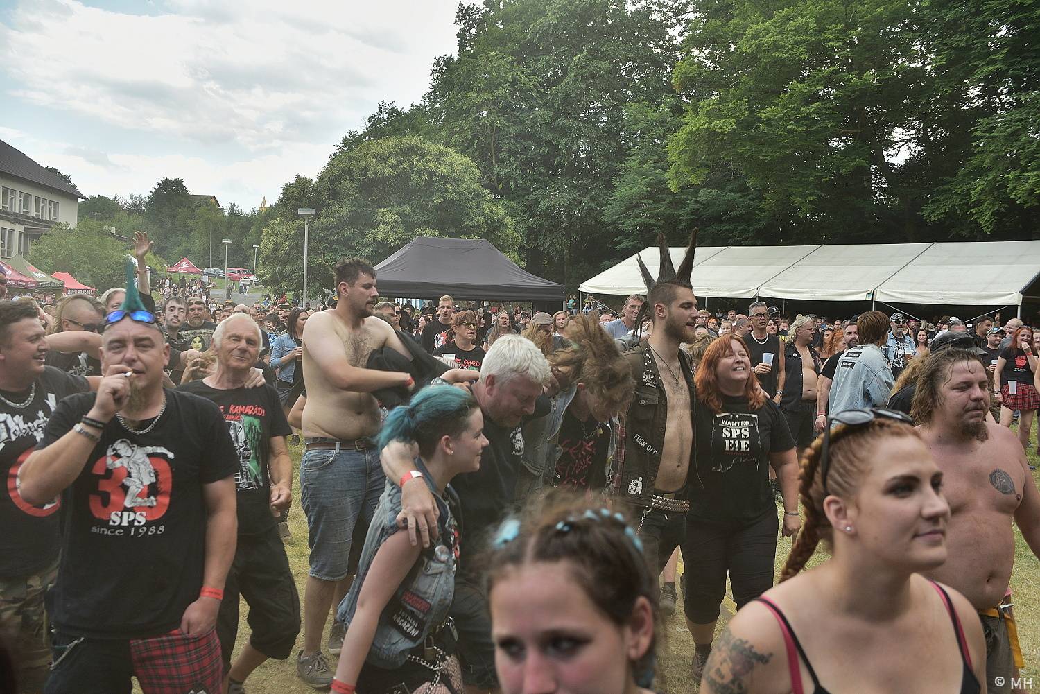 Třináctka byla pro Rock for JK Manětín šťastným číslem. Zahráli Vypsaná fiXa, Škwor i Alkehol