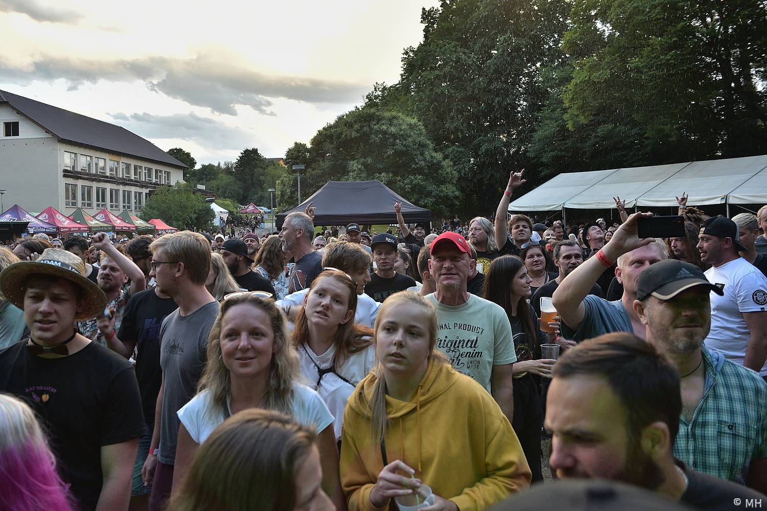 Třináctka byla pro Rock for JK Manětín šťastným číslem. Zahráli Vypsaná fiXa, Škwor i Alkehol